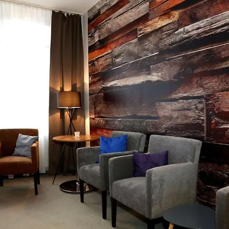 Arthotel Hotel 3*
